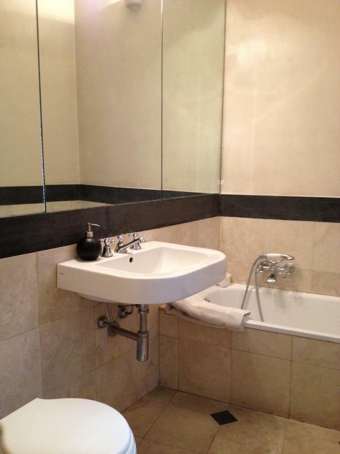 La Casa In Vetrina Apartman Róma Kültér fotó