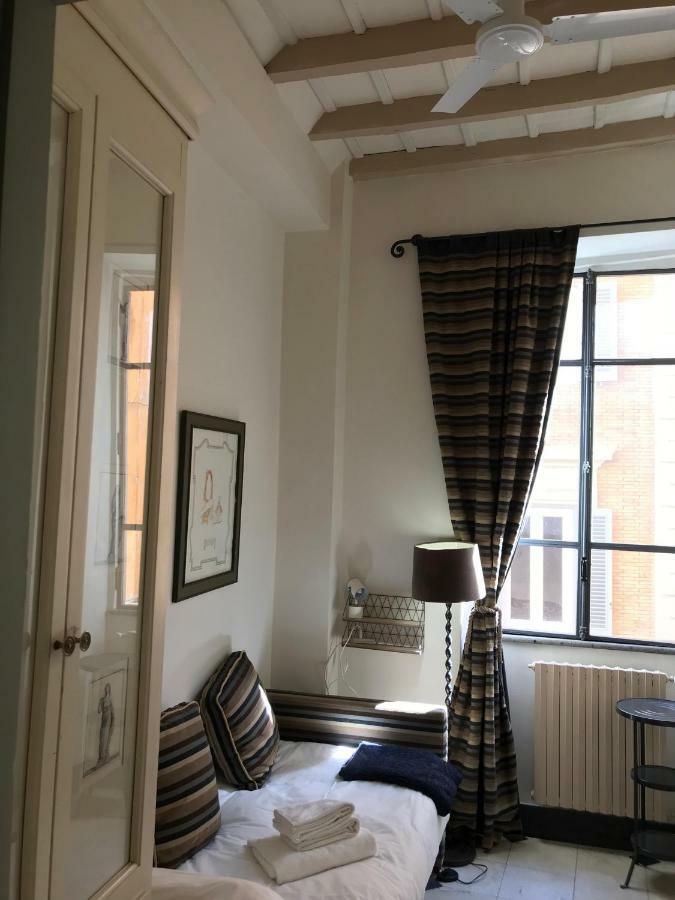 La Casa In Vetrina Apartman Róma Kültér fotó